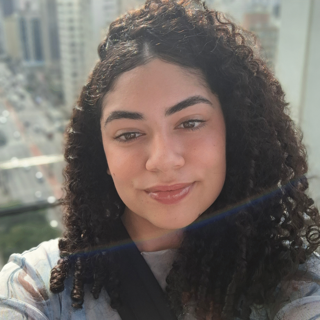 Maria Eduarda Oliveira