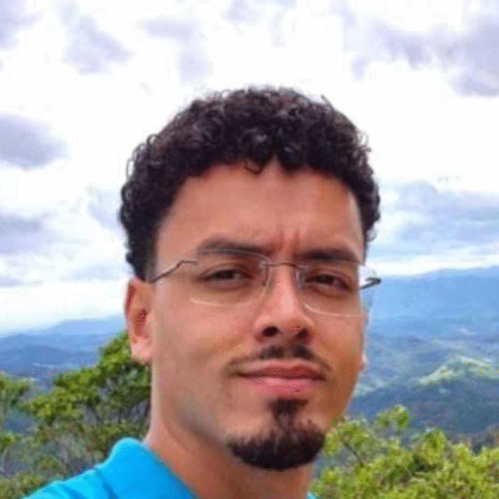 Me. Arthur Bispo